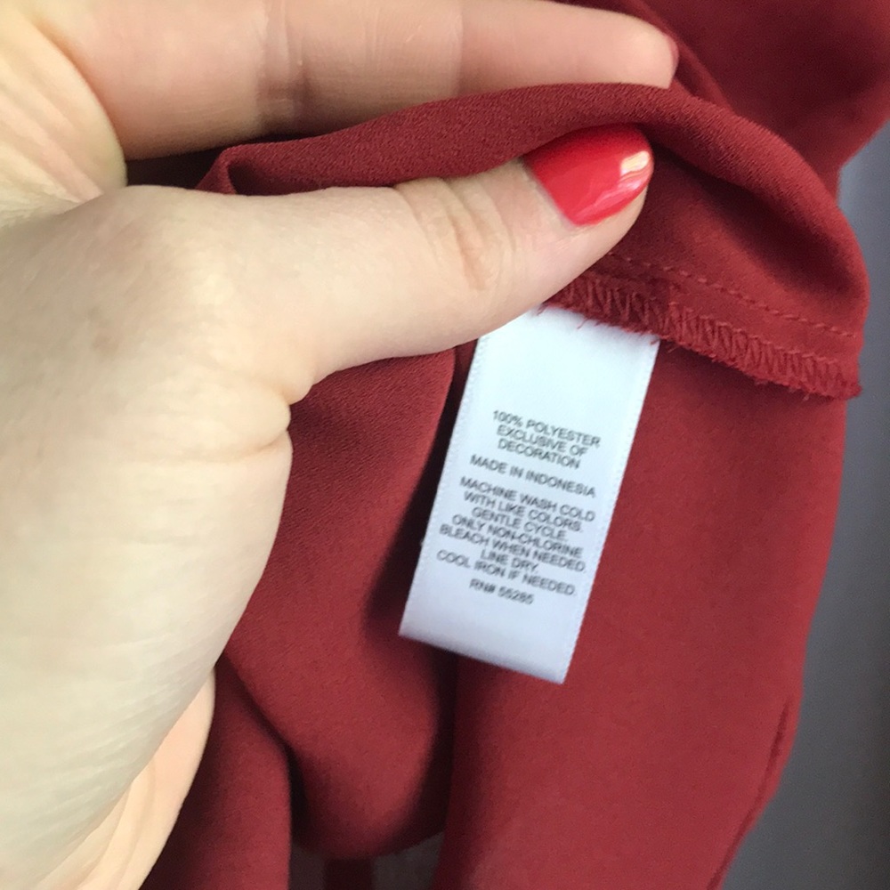 🍁 Express Red Back-Button Blouse 📚 - Picture 7 of 8